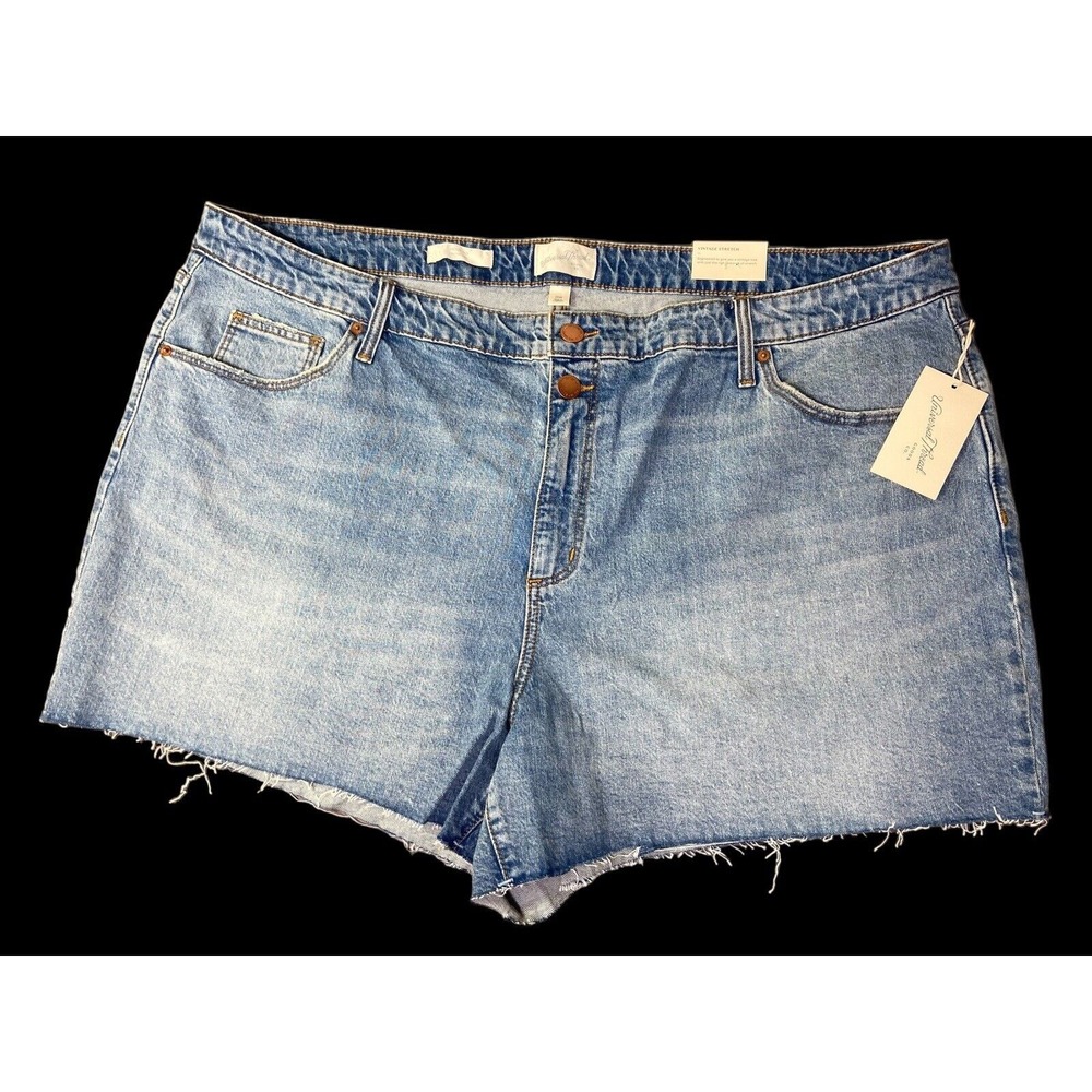 Universal Thread VTG Stretch Midi Denim Shorts Plus Sz 26W Fitted Hips & Leg NWT